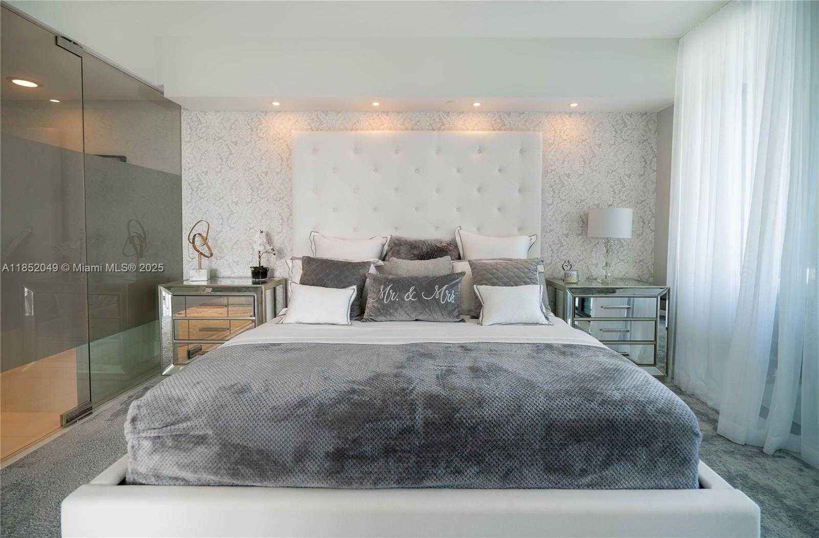 Small Image of 650 NORTH EAST 32ND ST #1701, Miami Number 20