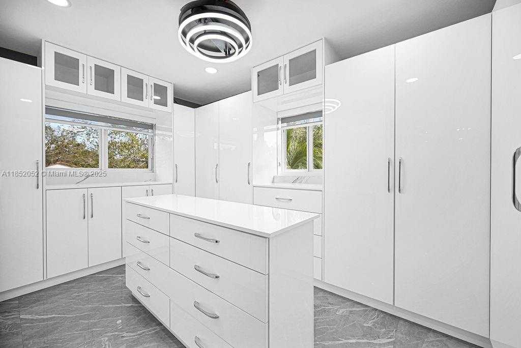 Small Image of 7830 SOUTH WEST 120TH ST, Pinecrest Number 34