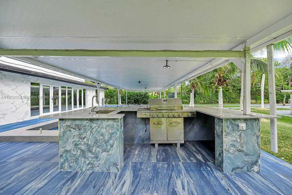 Small Image of 7830 SOUTH WEST 120TH ST, Pinecrest Number 4