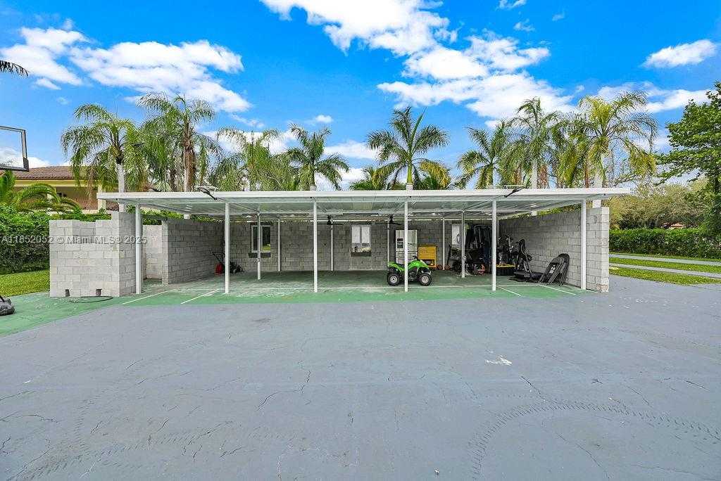 Small Image of 7830 SOUTH WEST 120TH ST, Pinecrest Number 56