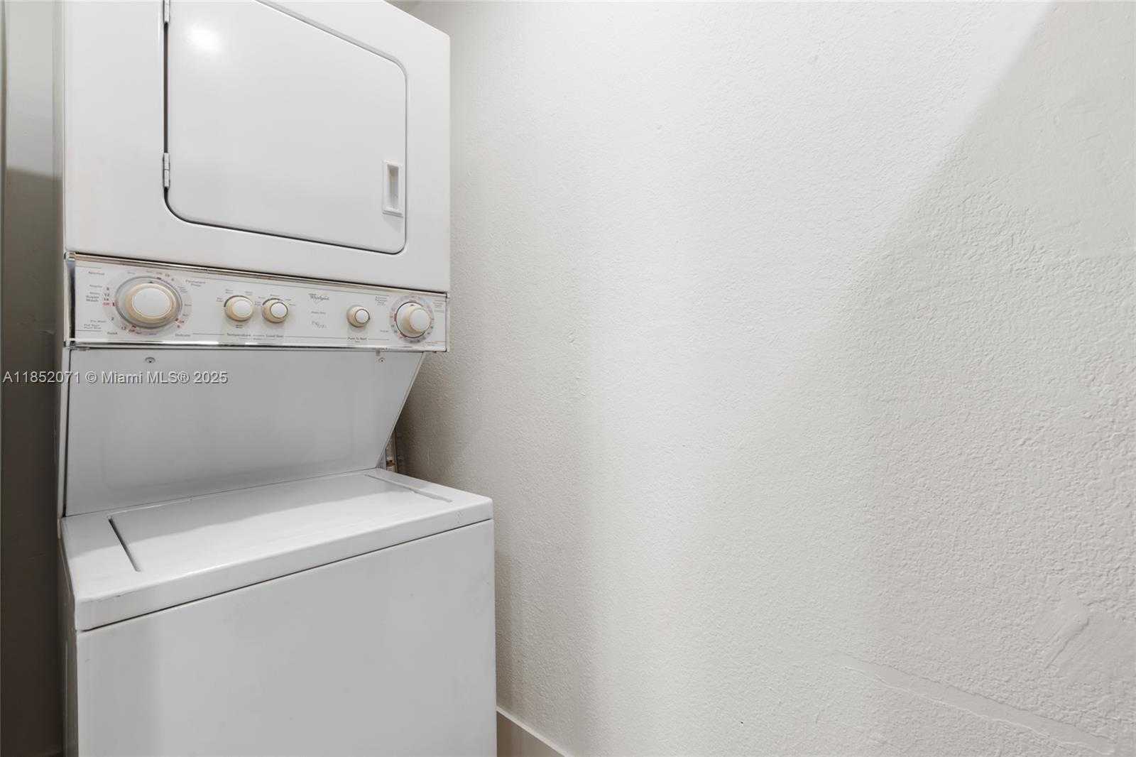 Small Image of 2385 SOUTH WEST 17TH ST #3, Miami Number 19