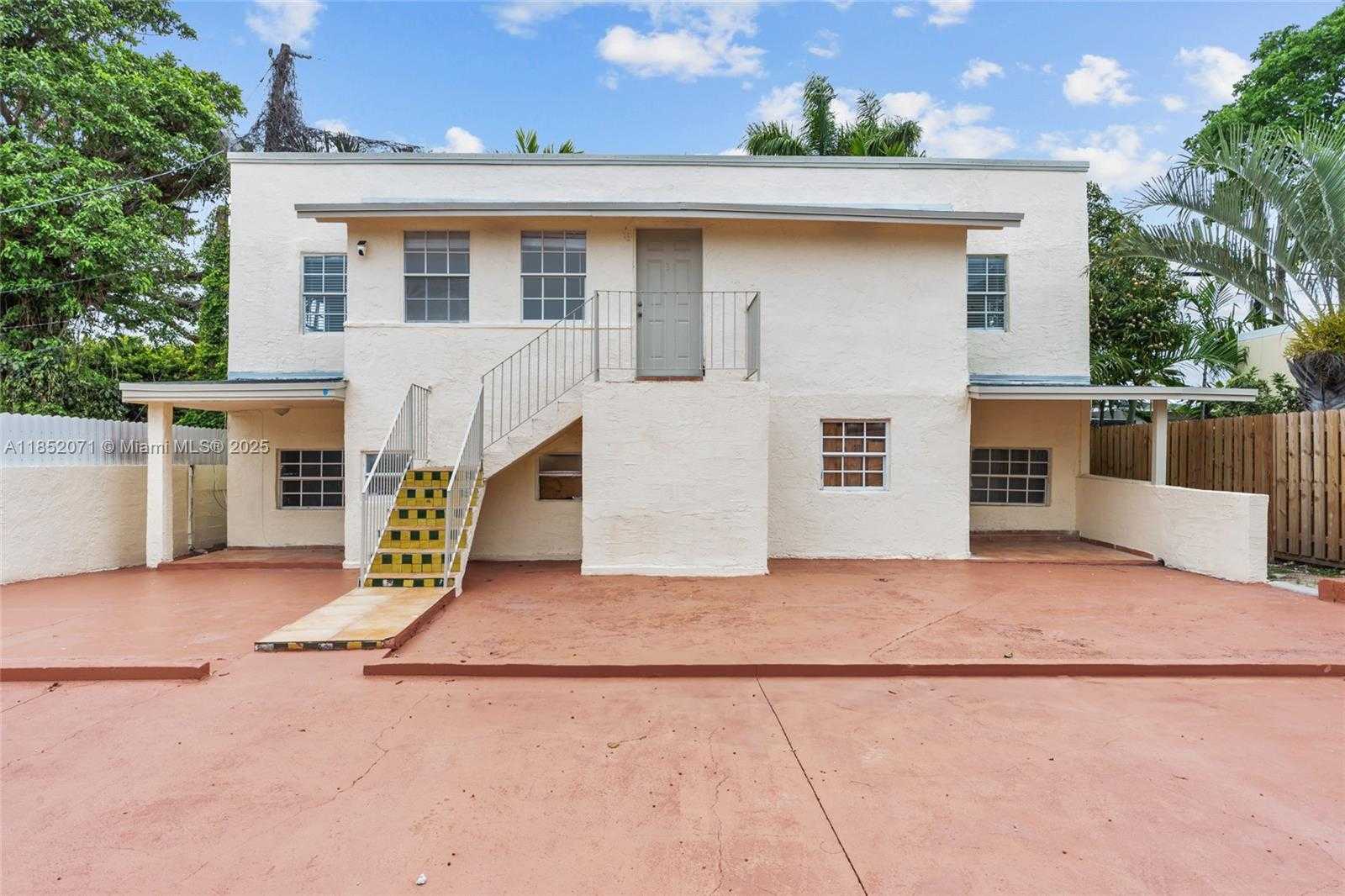 Small Image of 2385 SOUTH WEST 17TH ST #3, Miami Number 4