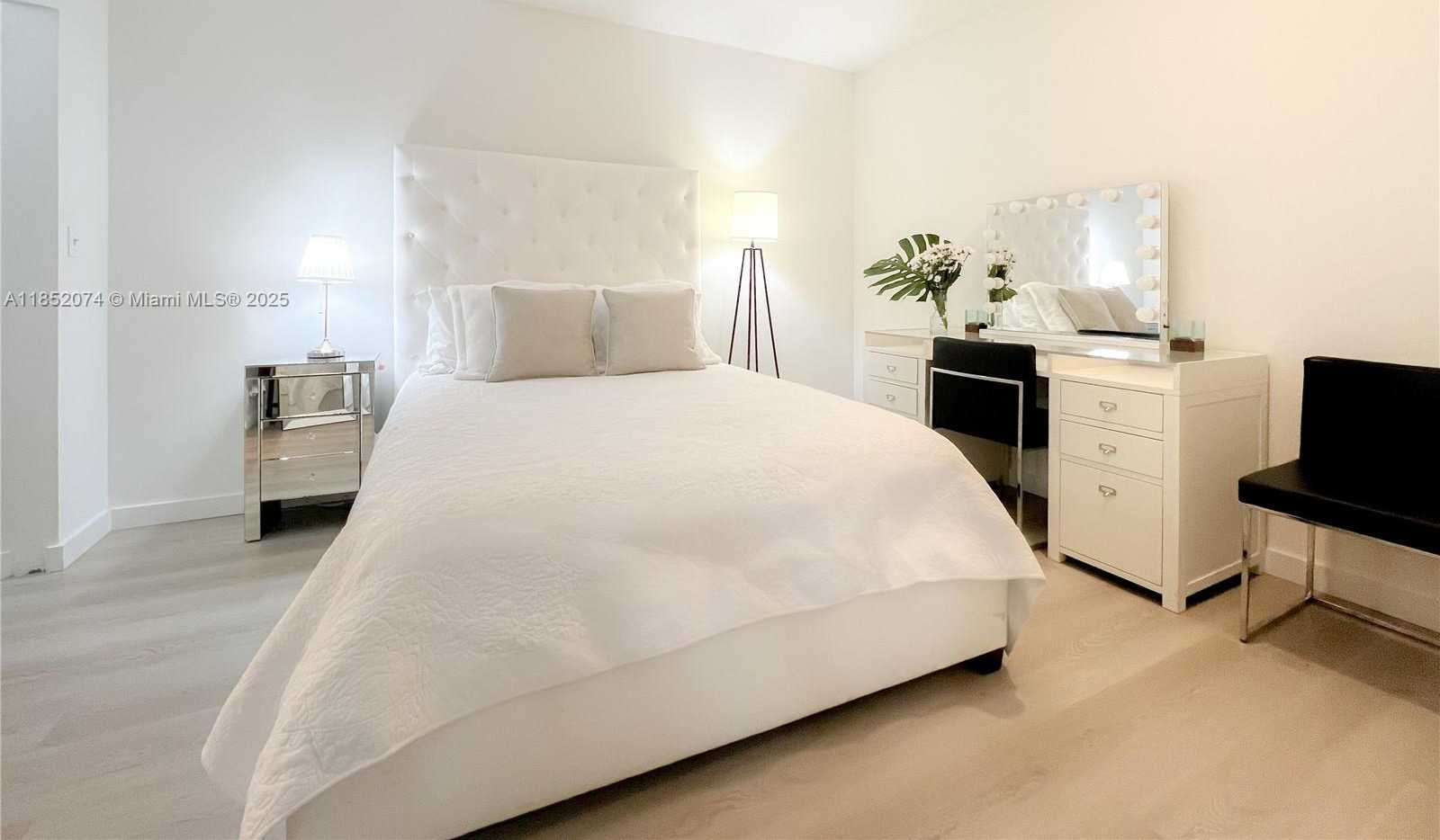 Small Image of 101 CRANDON BLVD #170, Key Biscayne Number 13