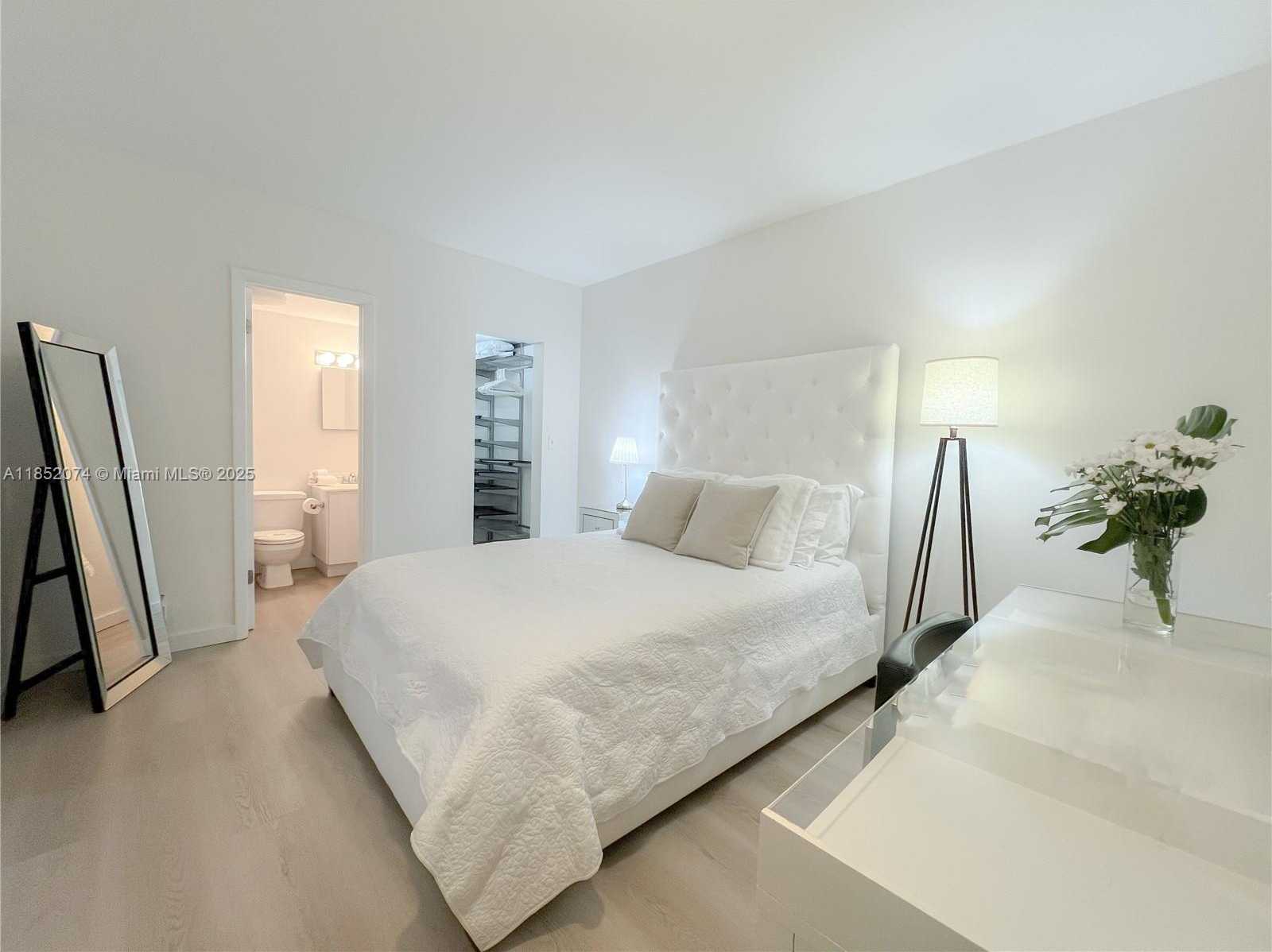 Small Image of 101 CRANDON BLVD #170, Key Biscayne Number 15
