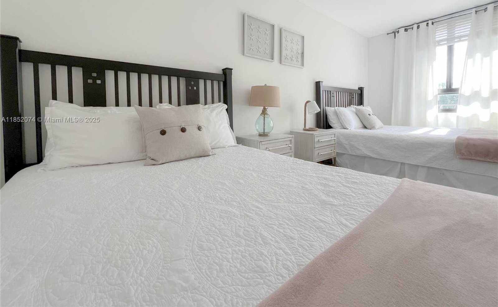 Small Image of 101 CRANDON BLVD #170, Key Biscayne Number 26