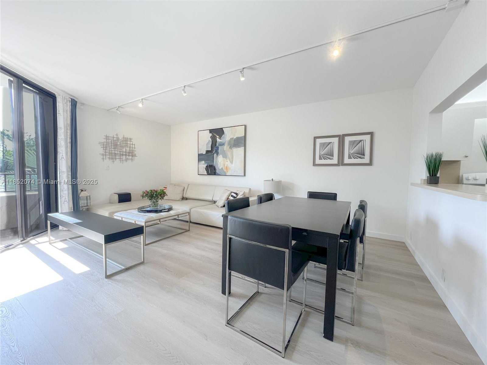 Small Image of 101 CRANDON BLVD #170, Key Biscayne Number 3