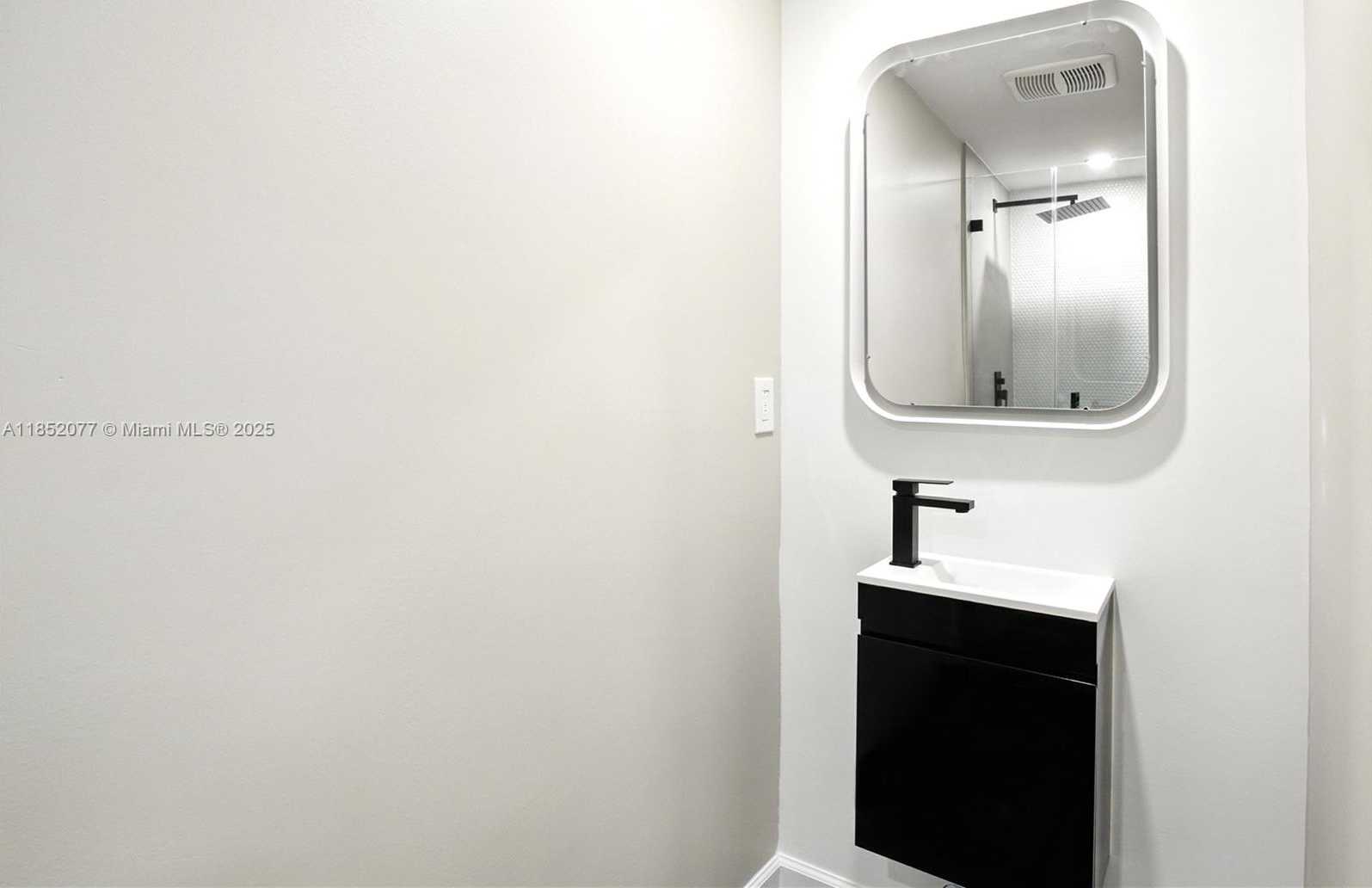 Small Image of 1573 PENNSYLVANIA AVE #5N, Miami Beach Number 9