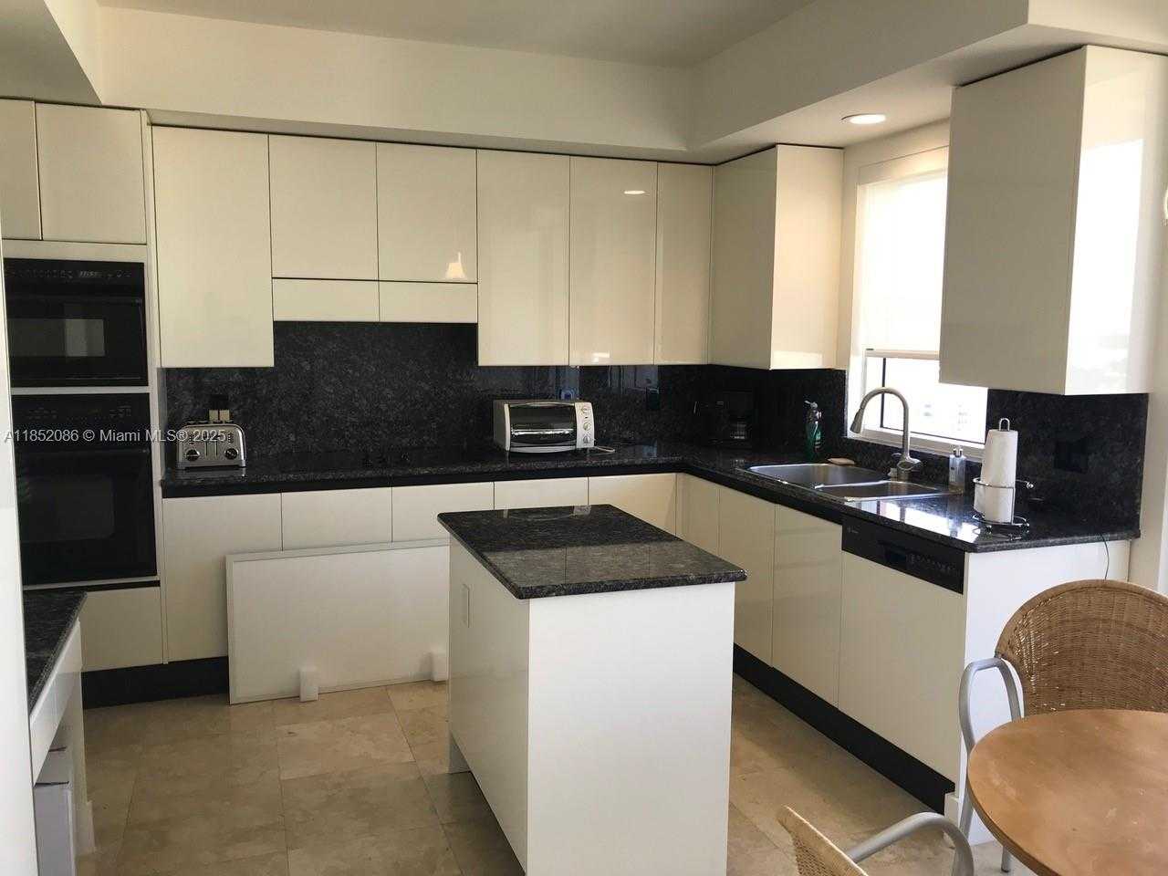 Small Image of 781 CRANDON BLVD #1604, Key Biscayne Number 11