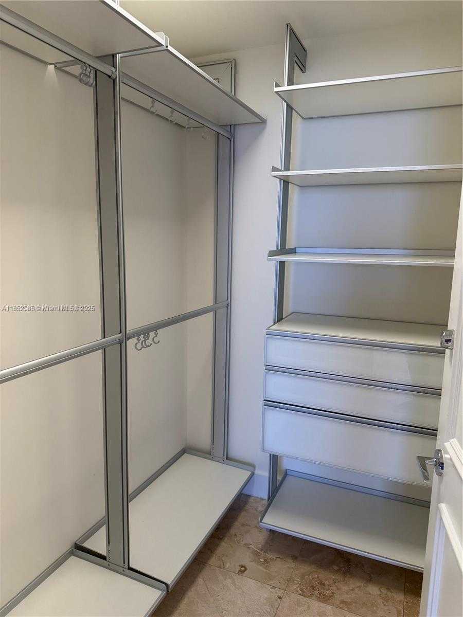 Small Image of 781 CRANDON BLVD #1604, Key Biscayne Number 16