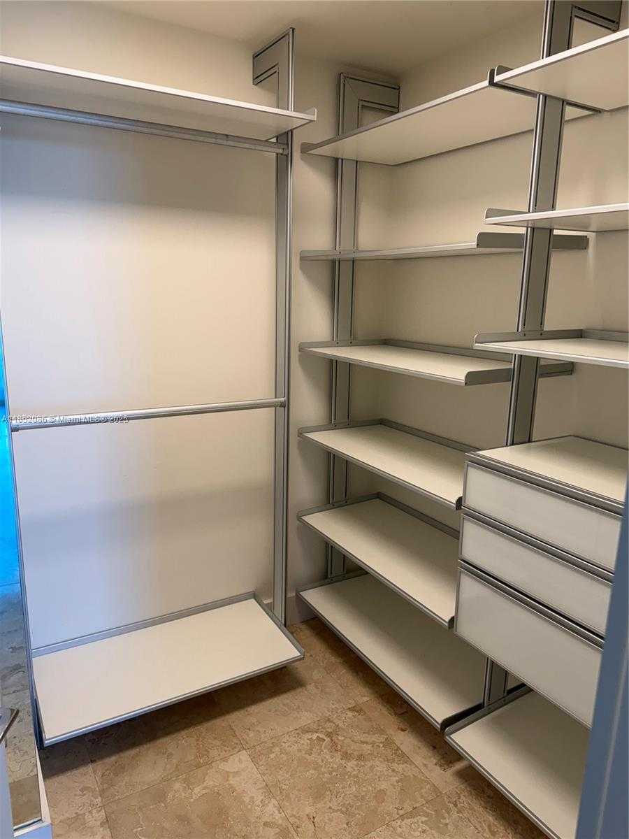 Small Image of 781 CRANDON BLVD #1604, Key Biscayne Number 24