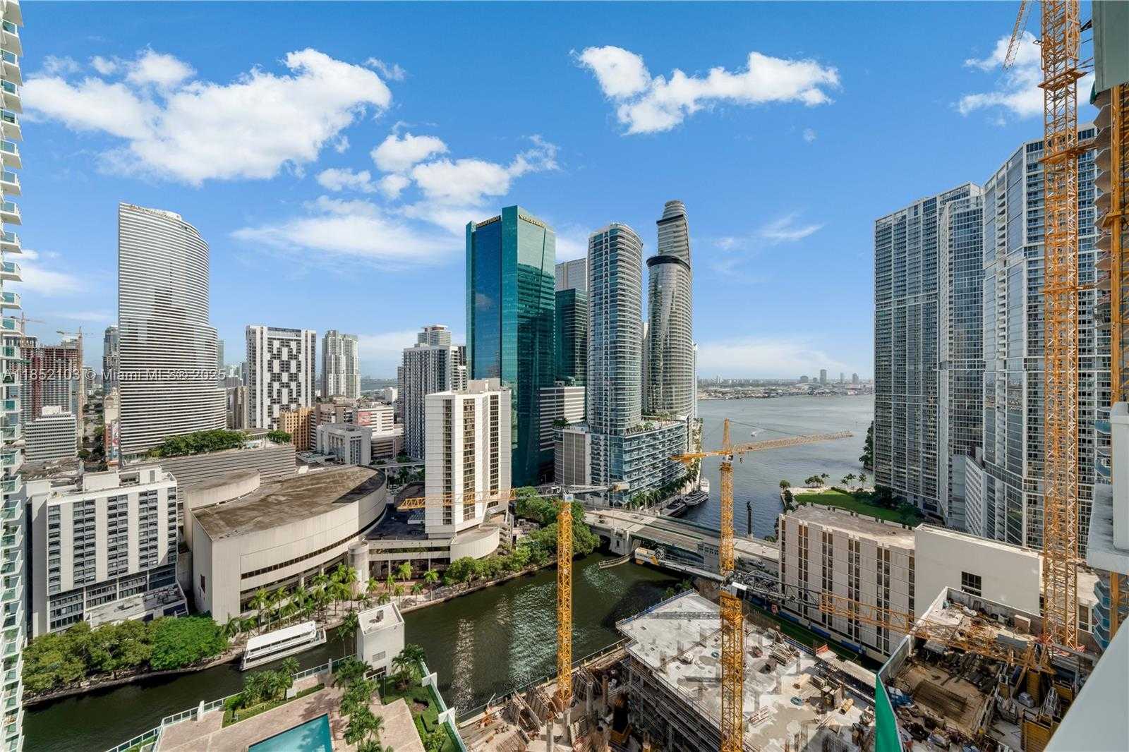 Small Image of 41 SOUTH EAST 5TH ST #1607, Miami Number 13