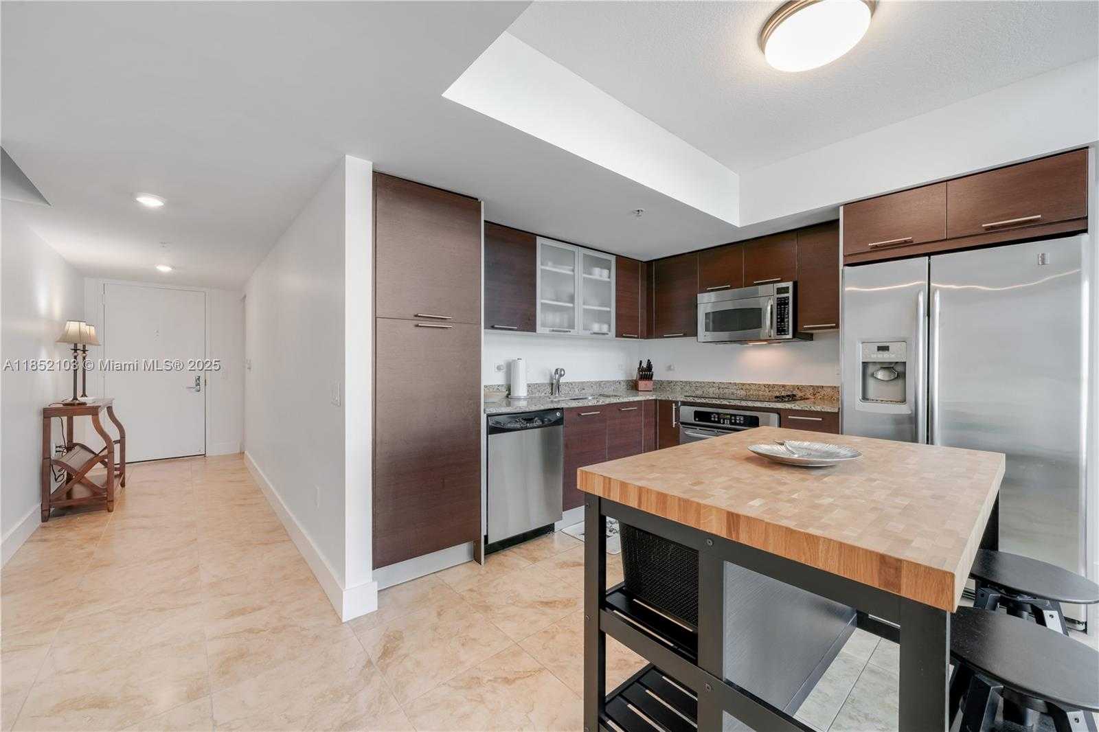 Small Image of 41 SOUTH EAST 5TH ST #1607, Miami Number 6