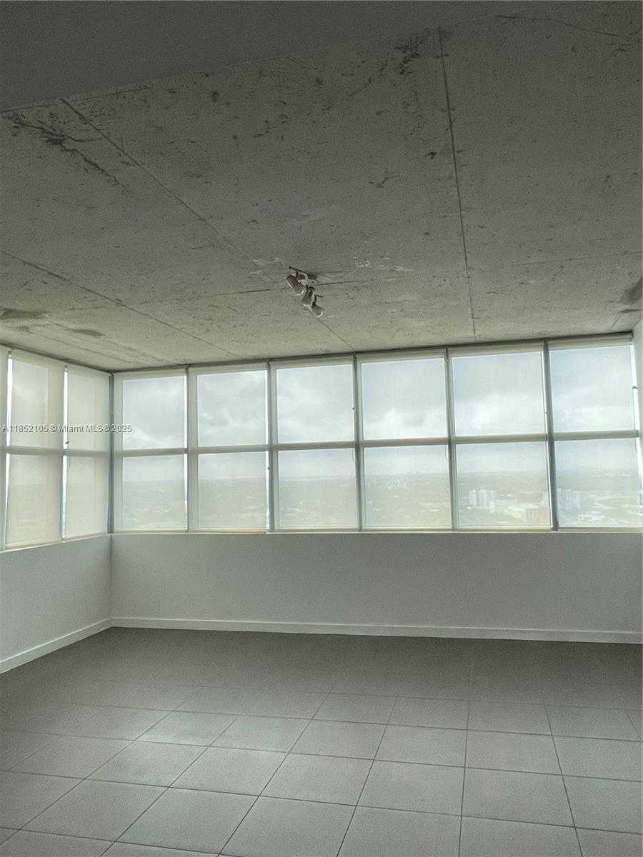 Small Image of 3301 NORTH EAST 1ST AVE #H2501, Miami Number 11
