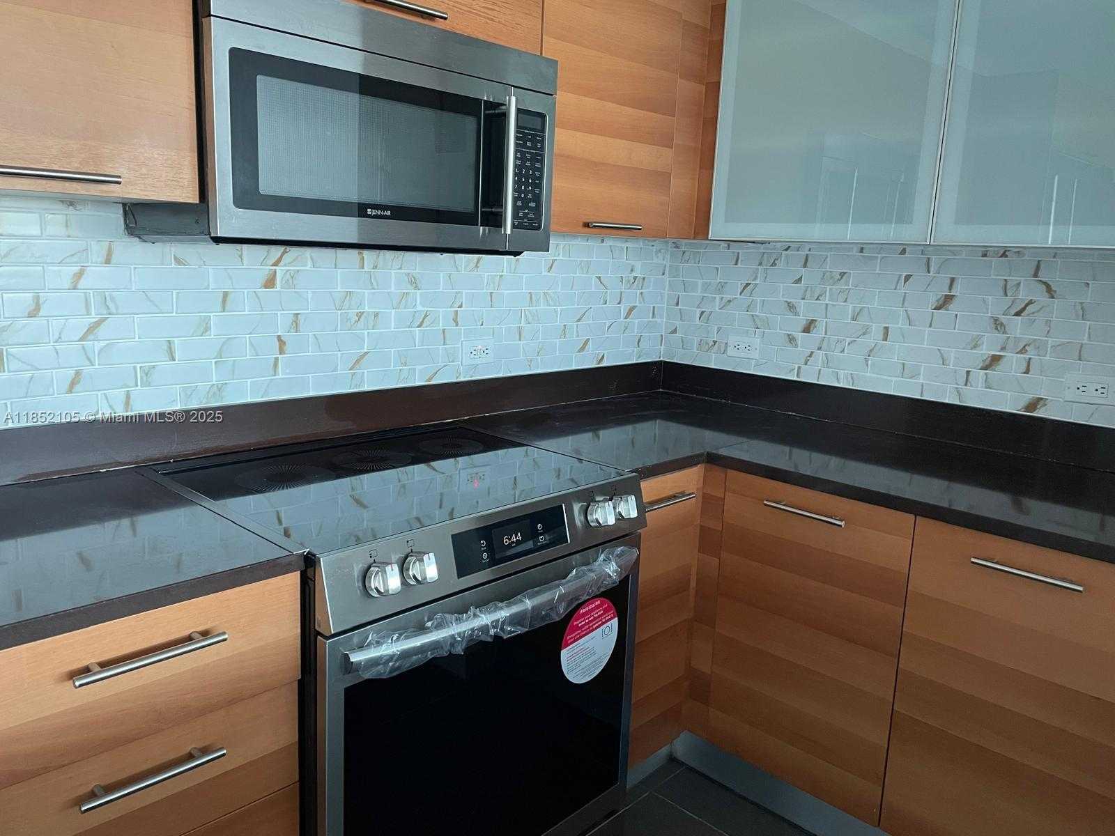 Small Image of 3301 NORTH EAST 1ST AVE #H2501, Miami Number 14