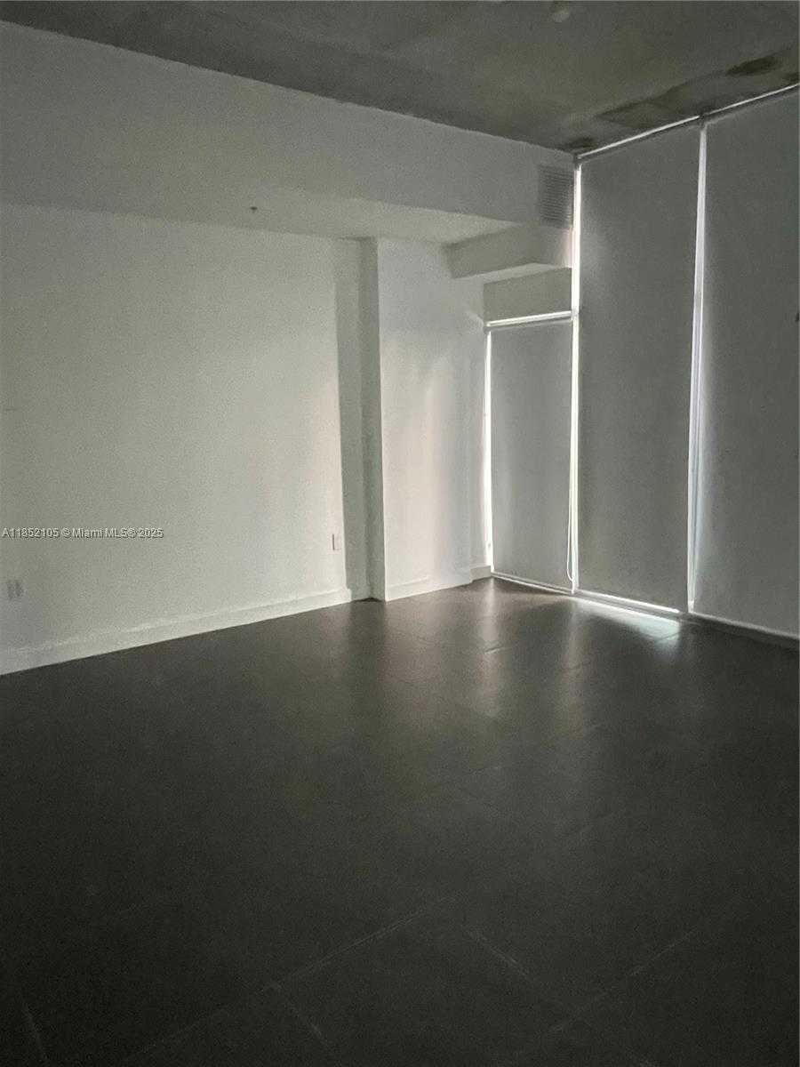Small Image of 3301 NORTH EAST 1ST AVE #H2501, Miami Number 17