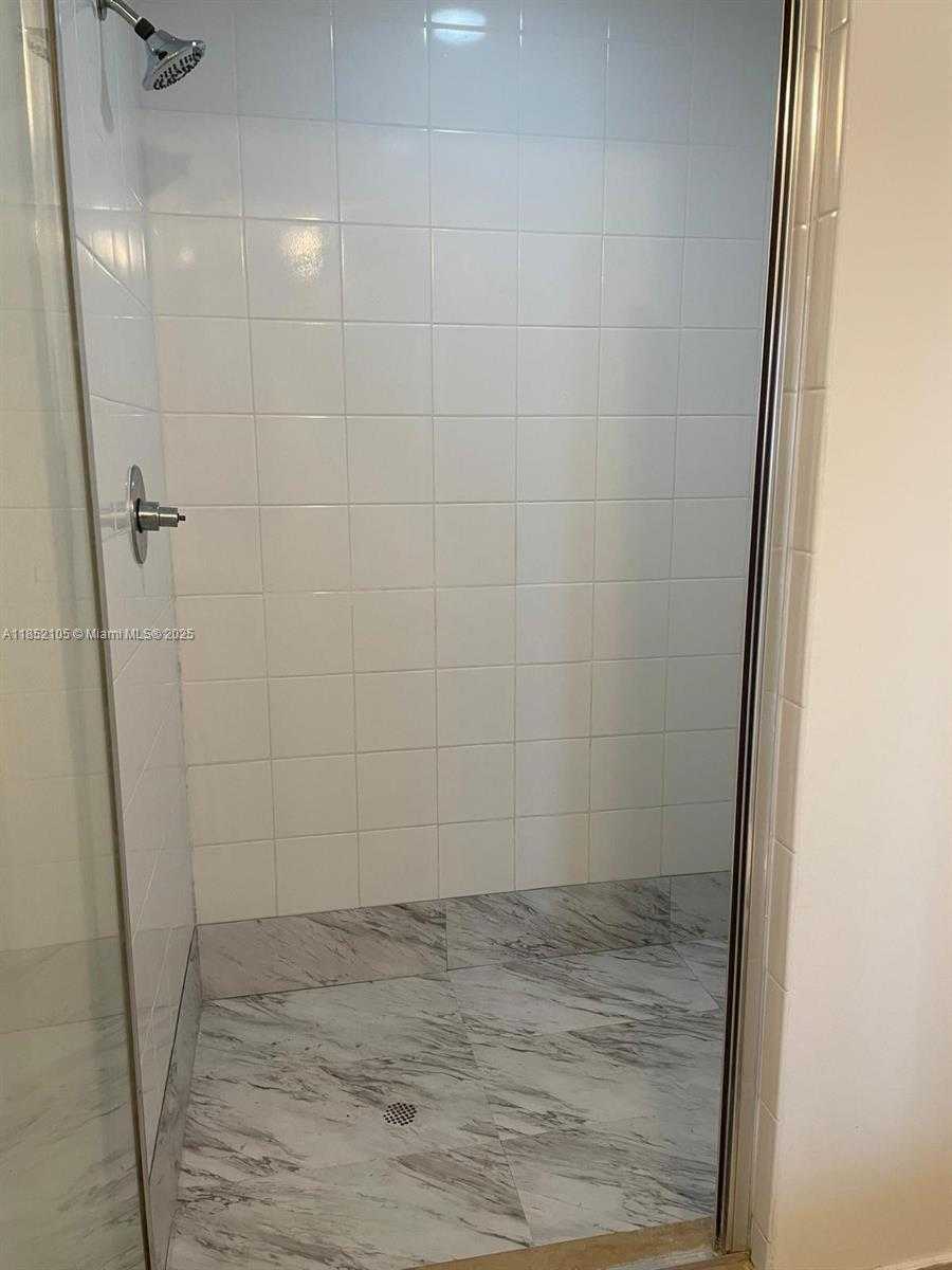 Small Image of 3301 NORTH EAST 1ST AVE #H2501, Miami Number 20