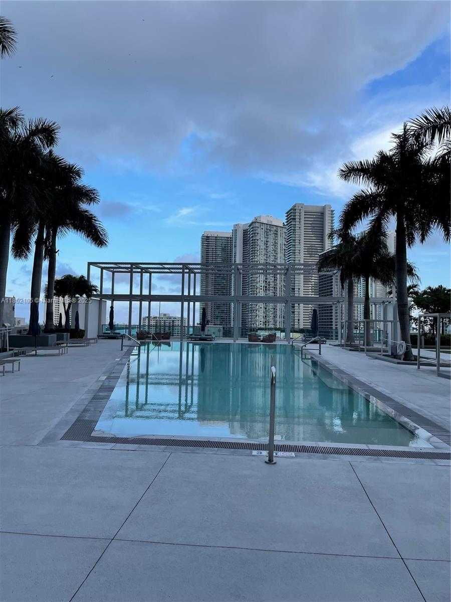 Small Image of 3301 NORTH EAST 1ST AVE #H2501, Miami Number 4