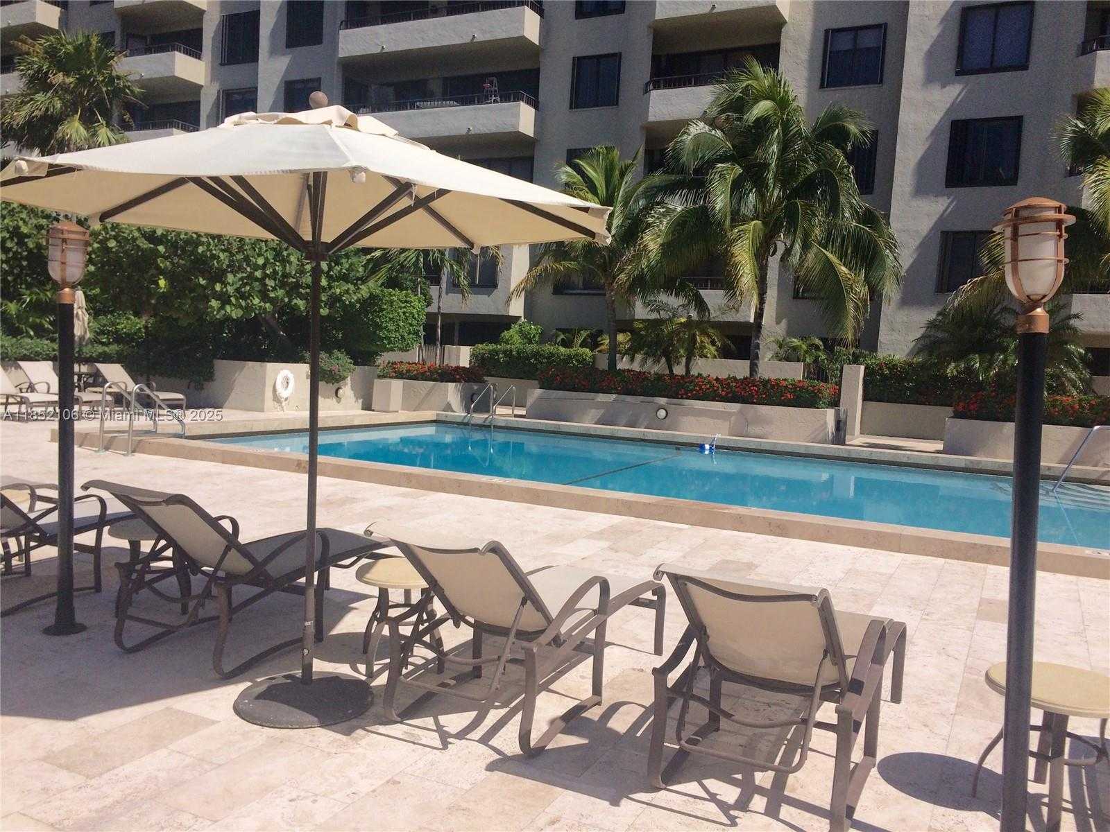 Small Image of 201 CRANDON BLVD #120, Key Biscayne Number 2