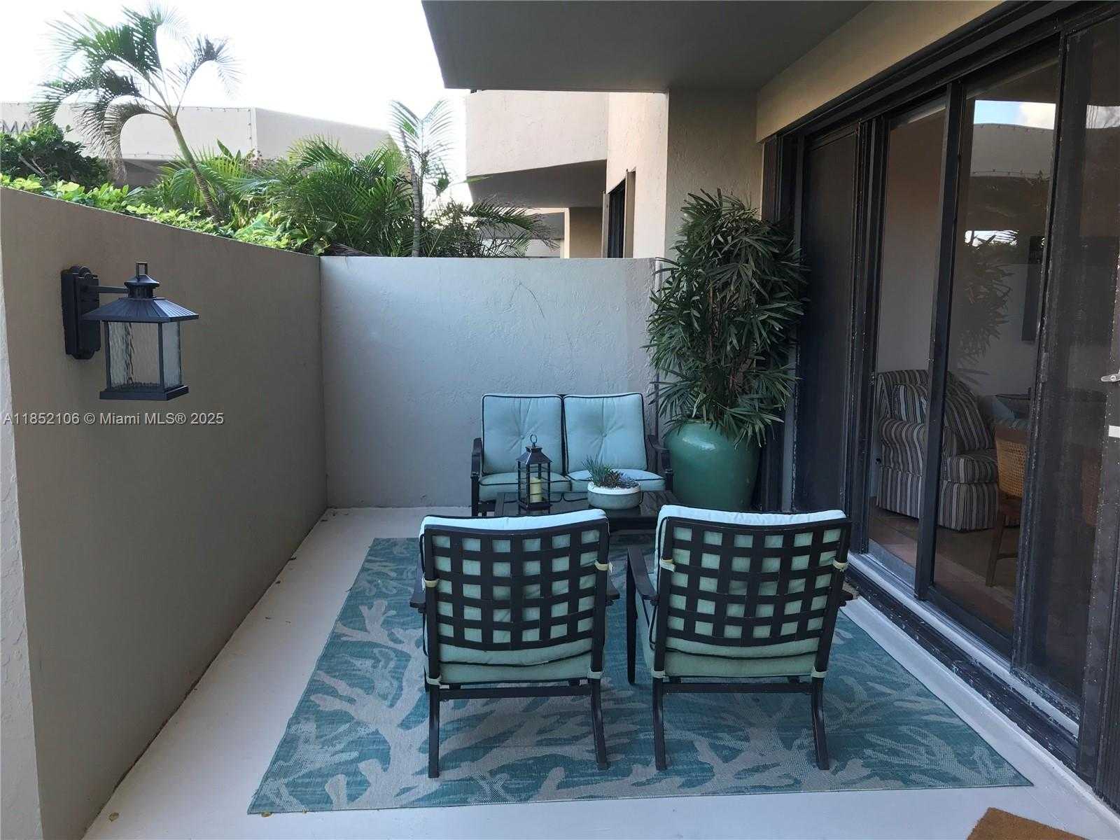 Small Image of 201 CRANDON BLVD #120, Key Biscayne Number 3