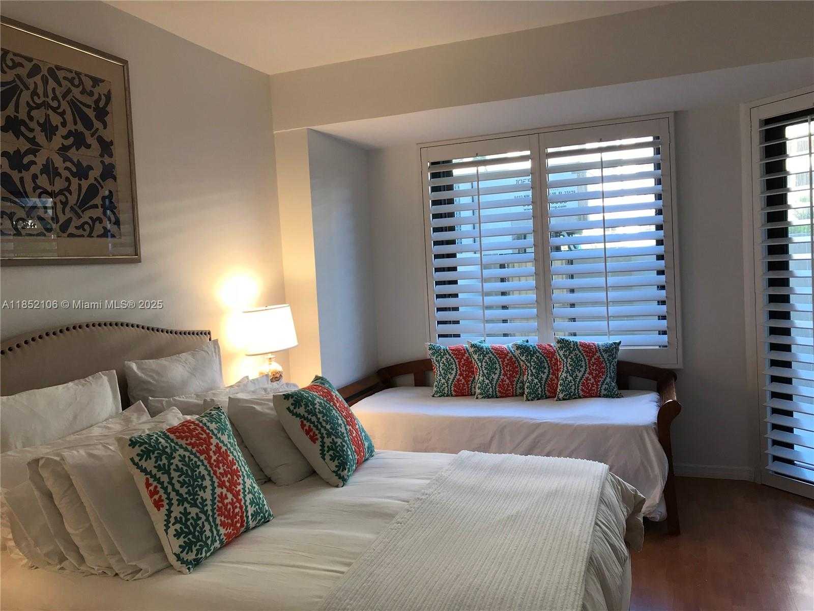 Small Image of 201 CRANDON BLVD #120, Key Biscayne Number 30