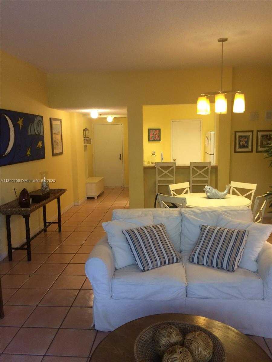Small Image of 201 CRANDON BLVD #120, Key Biscayne Number 44