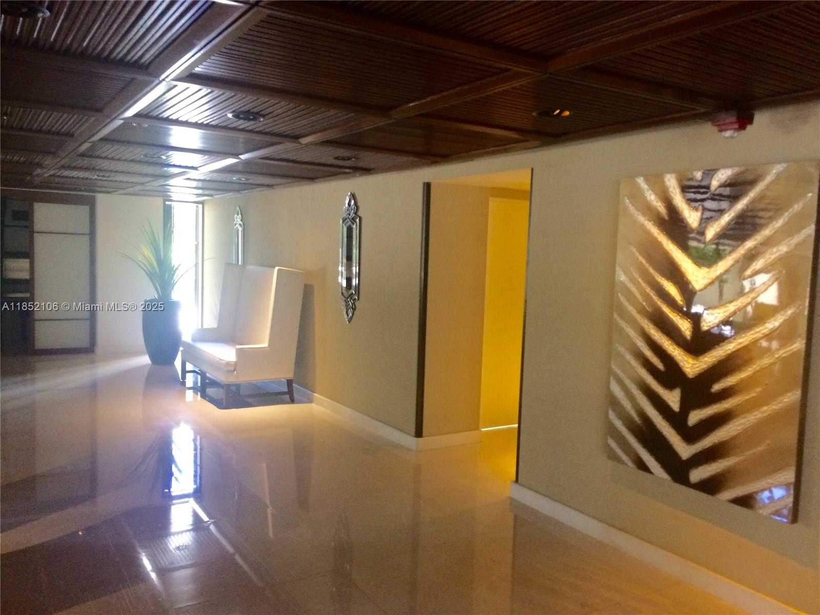 Small Image of 201 CRANDON BLVD #120, Key Biscayne Number 45