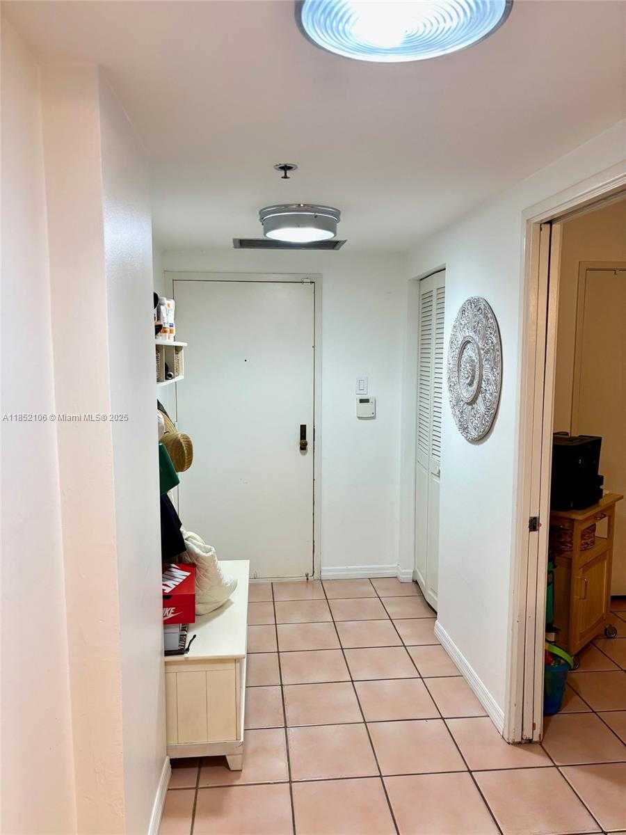 Small Image of 201 CRANDON BLVD #120, Key Biscayne Number 54
