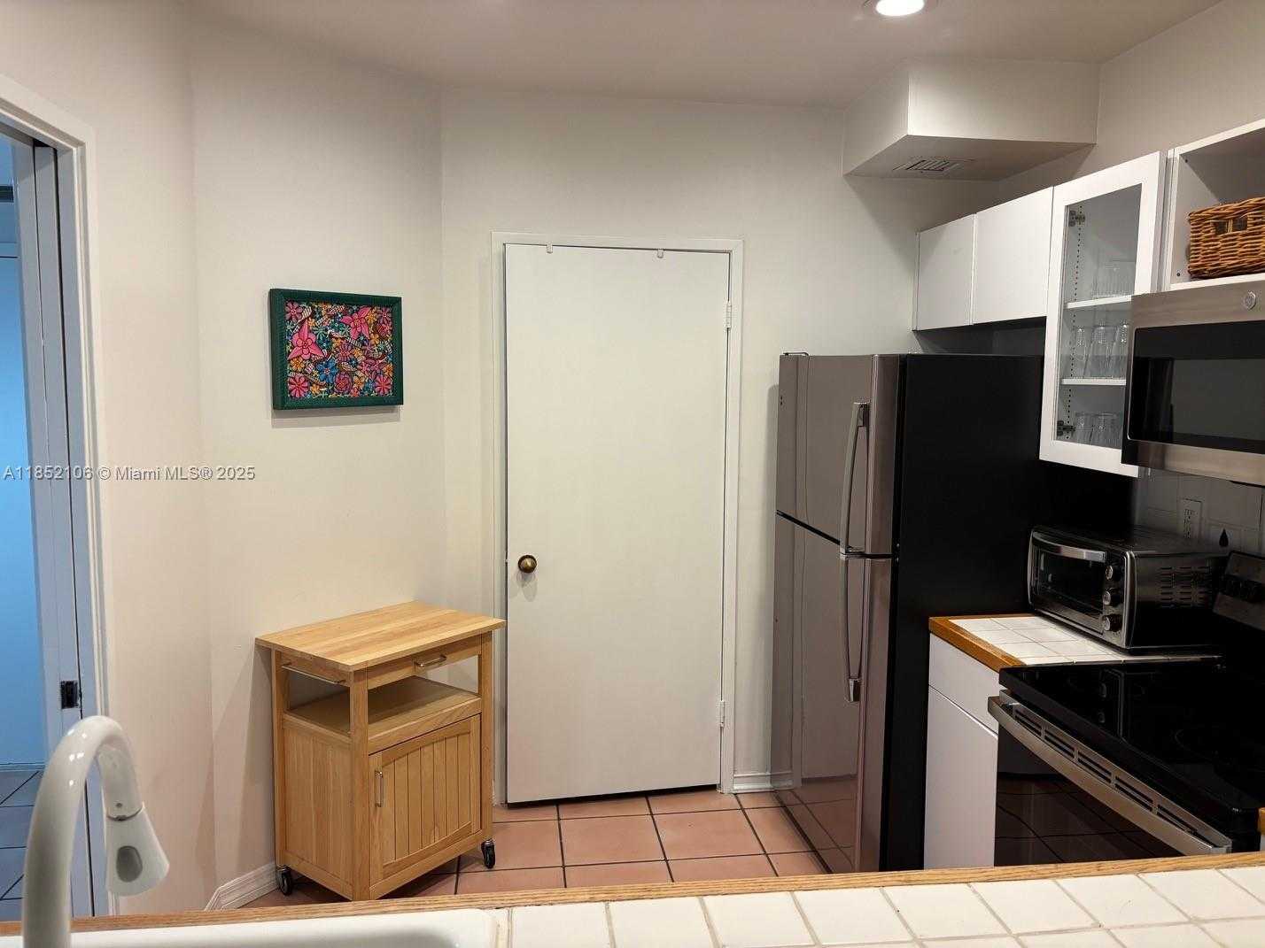 Small Image of 201 CRANDON BLVD #120, Key Biscayne Number 58