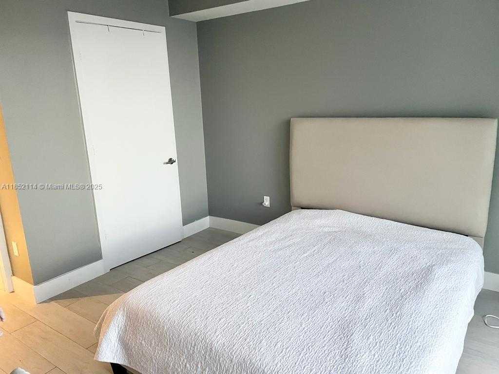 Small Image of 1010 SOUTH WEST 2ND AVE #1710, Miami Number 11
