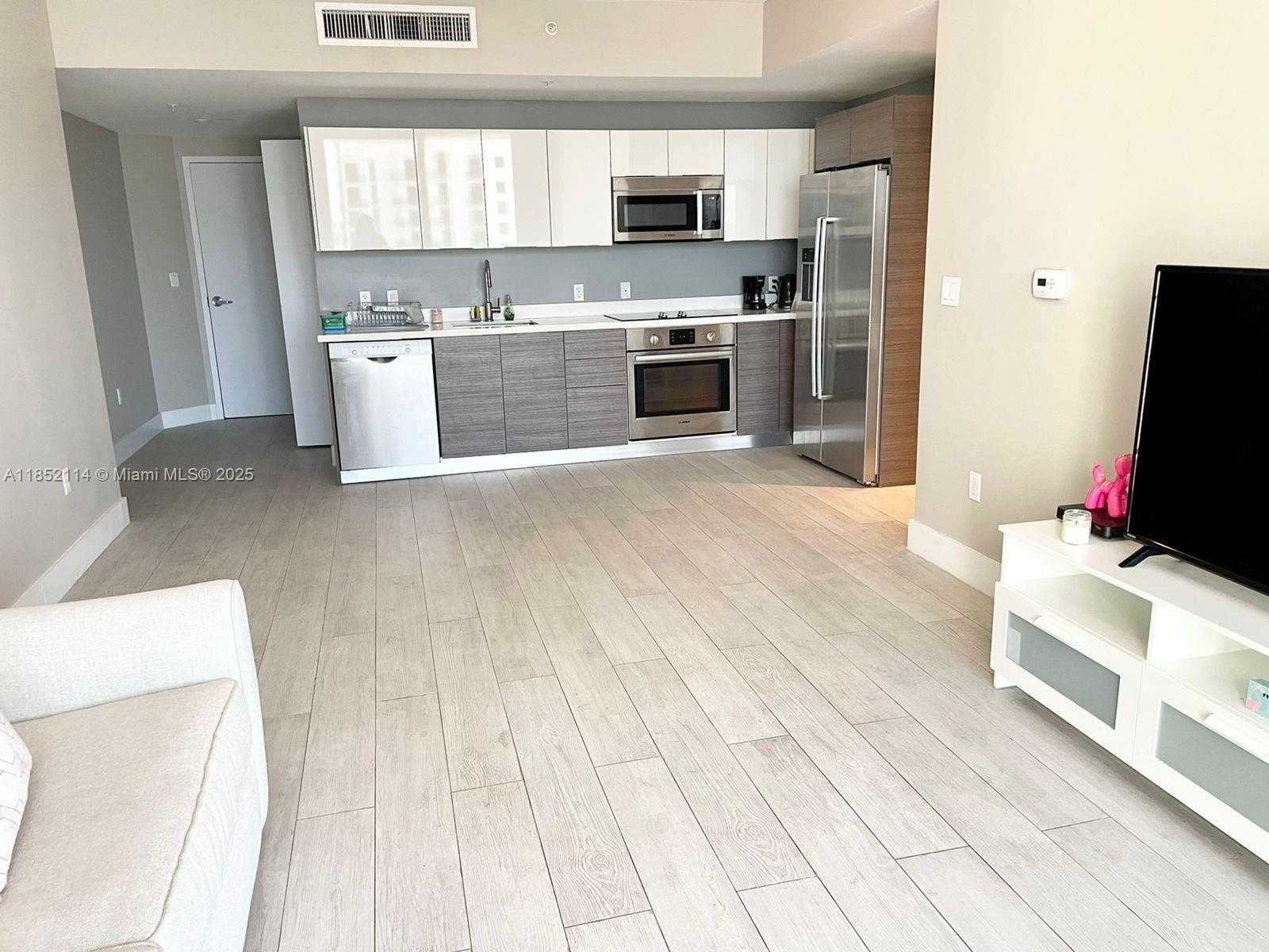 Small Image of 1010 SOUTH WEST 2ND AVE #1710, Miami Number 3