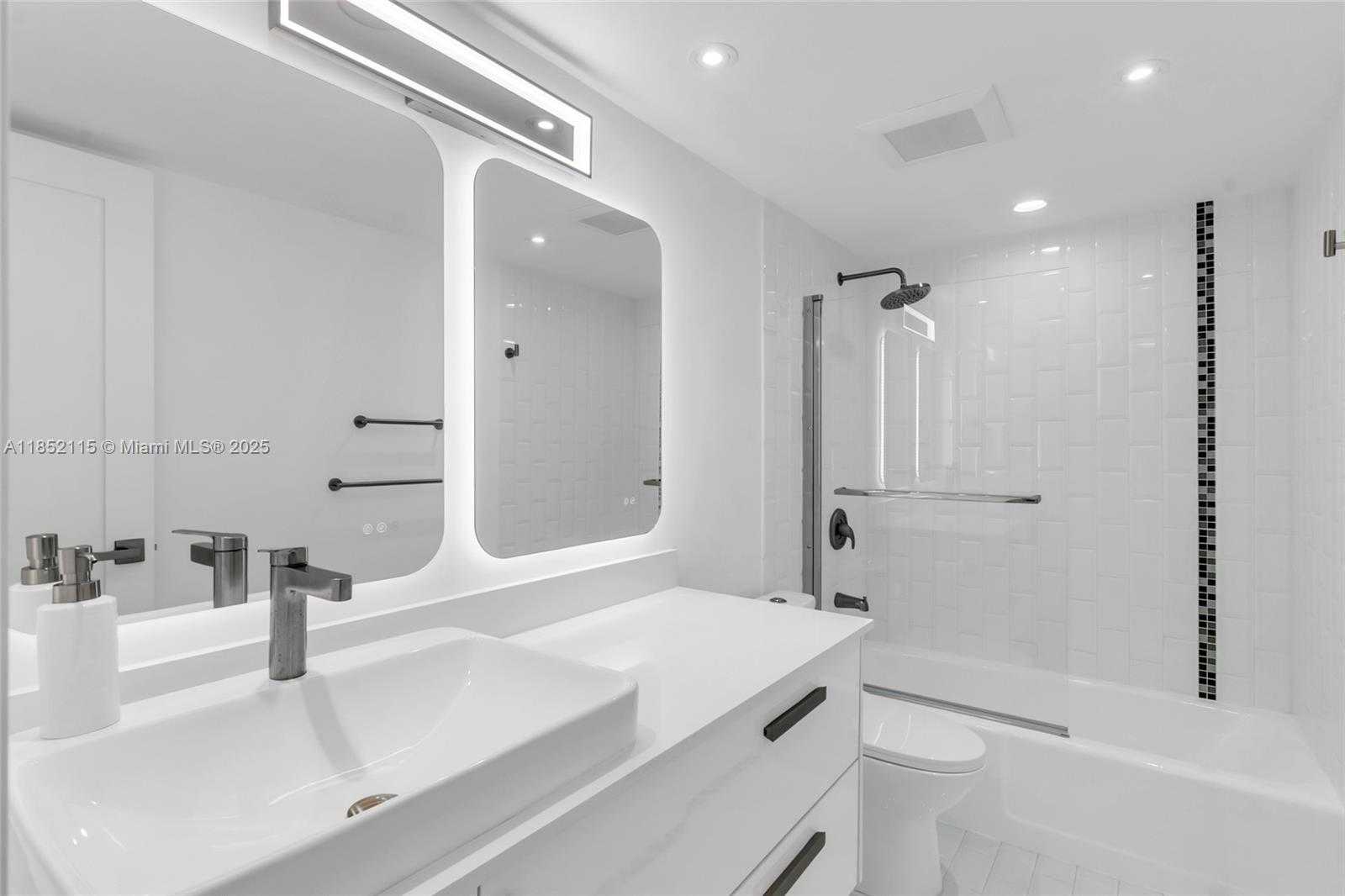 Small Image of 780 NORTH EAST 69TH ST #PH-6, Miami Number 14
