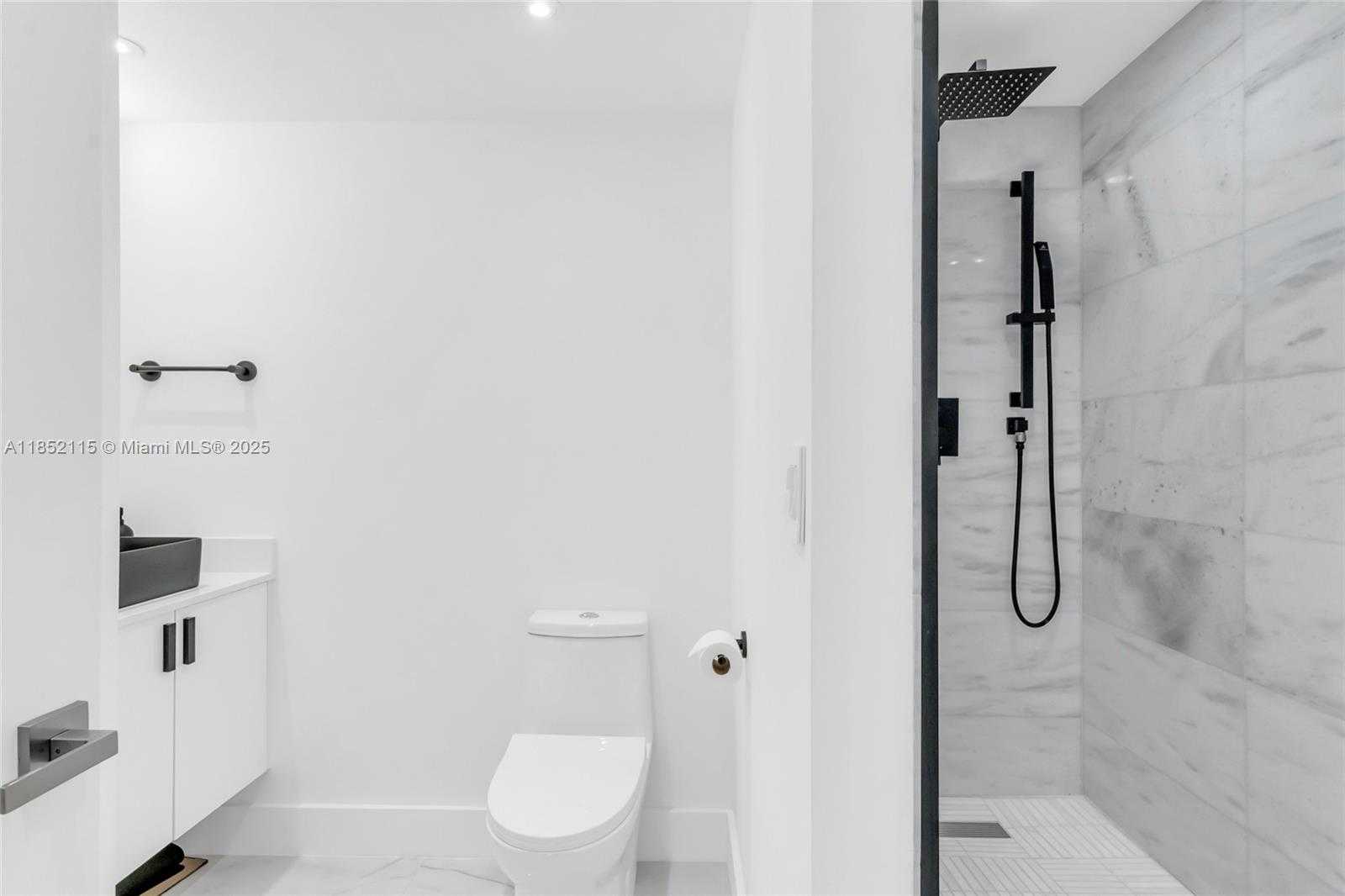 Small Image of 780 NORTH EAST 69TH ST #PH-6, Miami Number 17