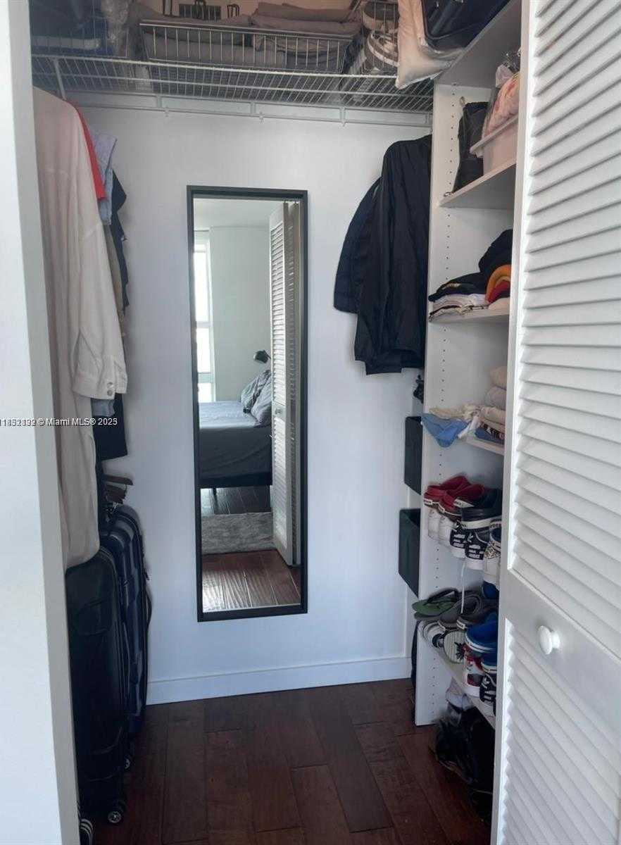 Small Image of 90 ALTON RD #908, Miami Beach Number 14