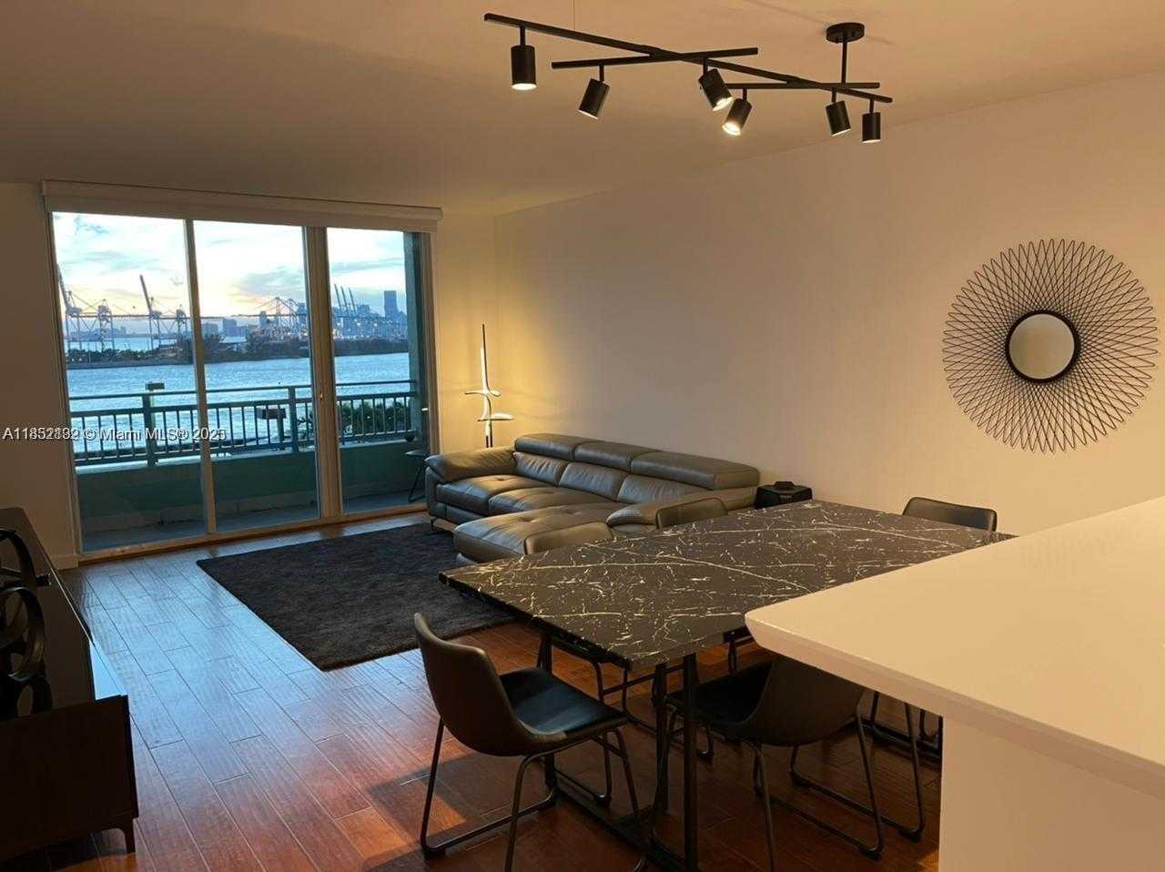 Small Image of 90 ALTON RD #908, Miami Beach Number 6