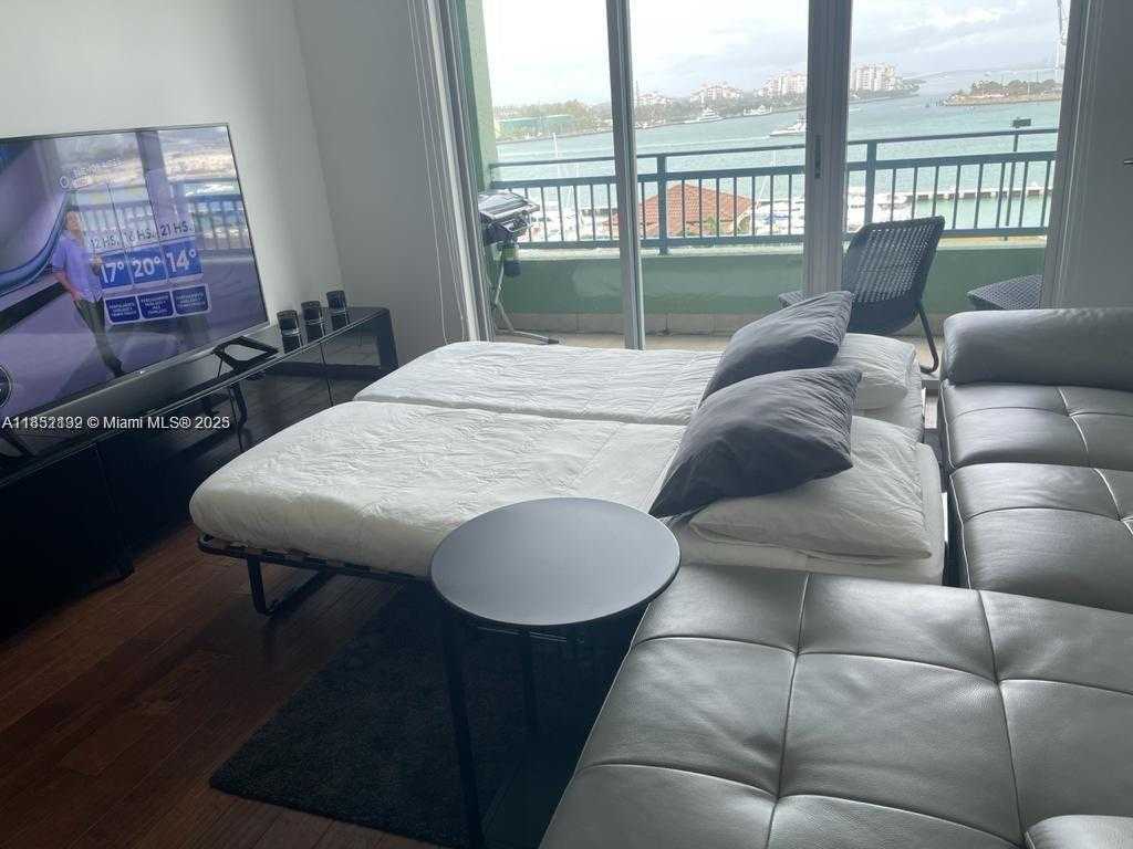 Small Image of 90 ALTON RD #908, Miami Beach Number 9