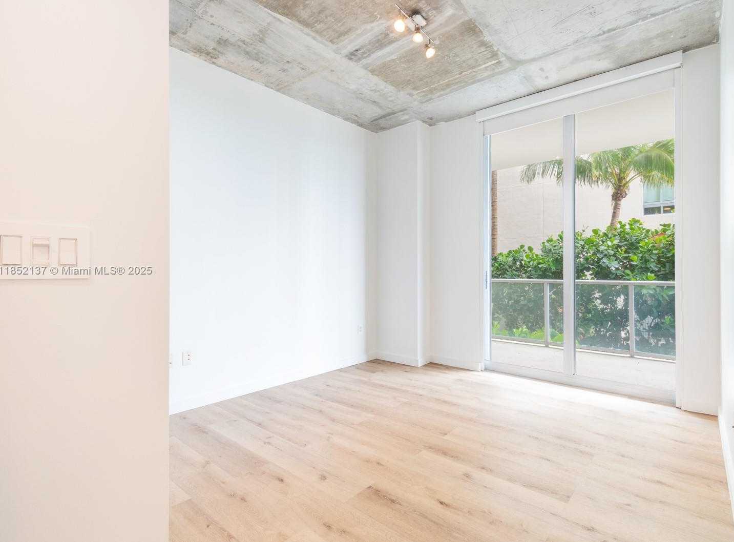 Small Image of 3470 EAST COAST AVE #H804, Miami Number 20