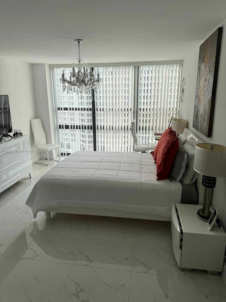 Small Image of 600 NORTH EAST 36TH ST #1903, Miami Number 12