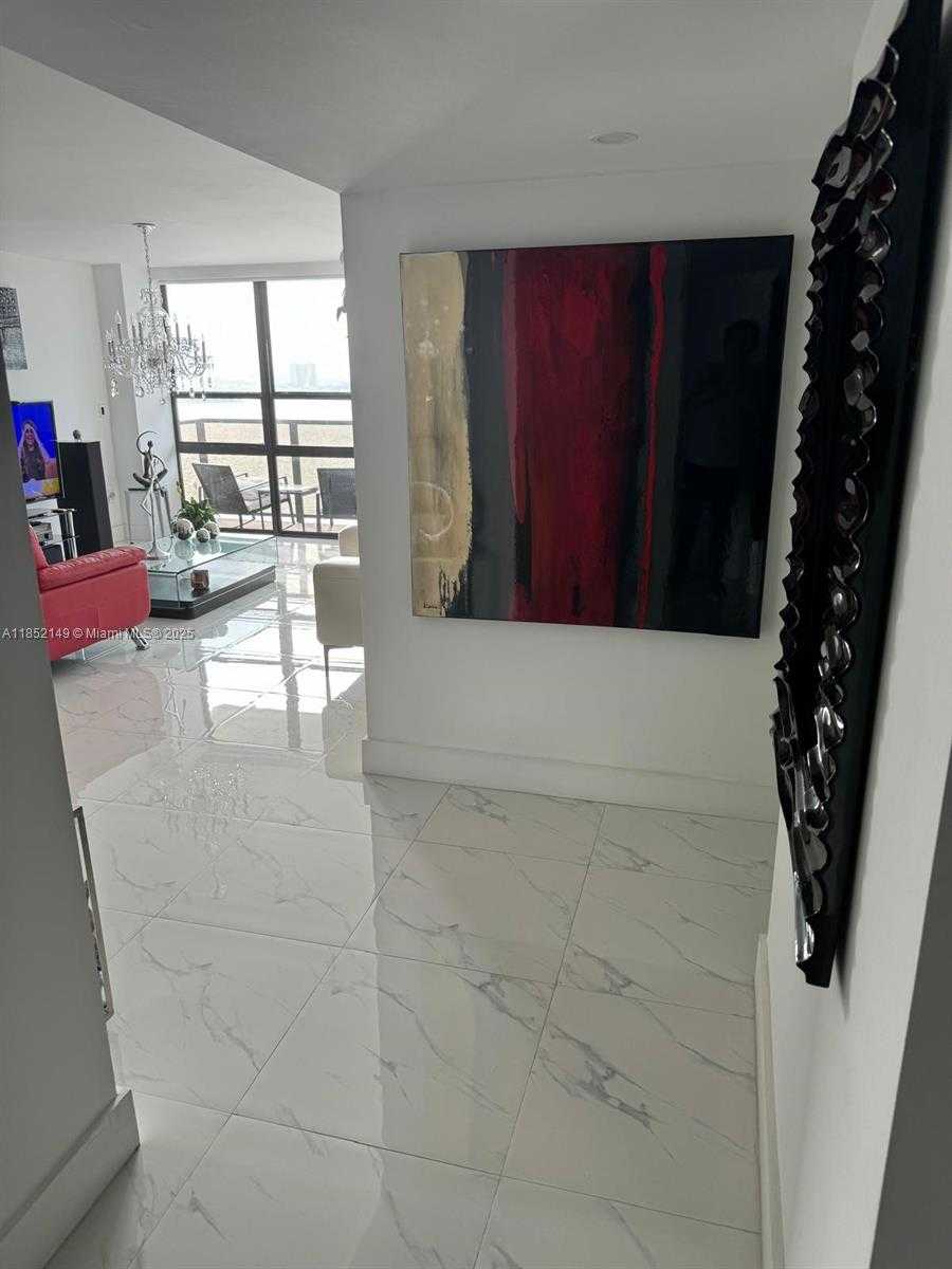 Small Image of 600 NORTH EAST 36TH ST #1903, Miami Number 17