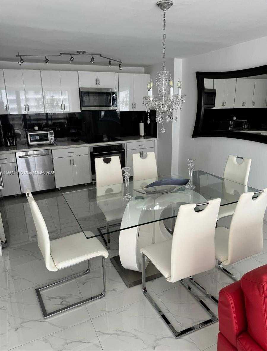Small Image of 600 NORTH EAST 36TH ST #1903, Miami Number 8