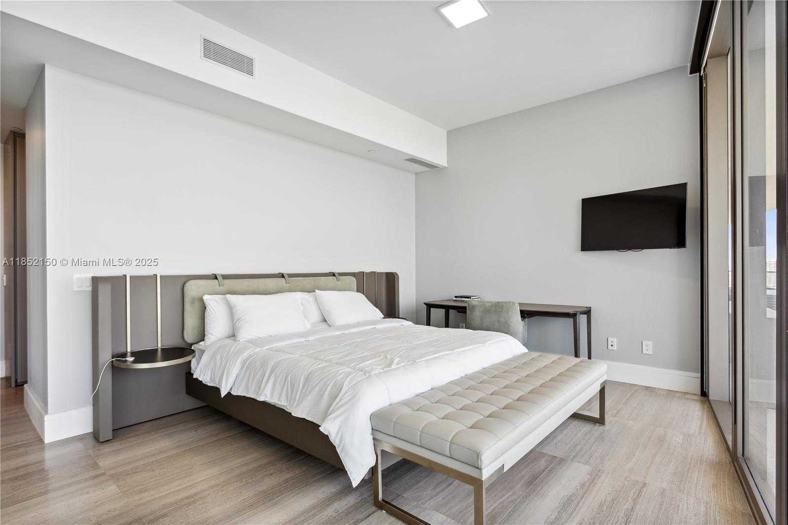 Small Image of 18975 COLLINS AVE #1905, Sunny Isles Beach Number 10