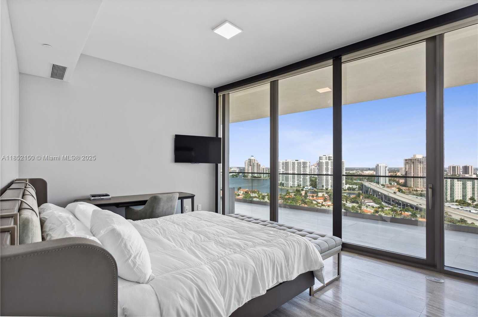 Small Image of 18975 COLLINS AVE #1905, Sunny Isles Beach Number 9