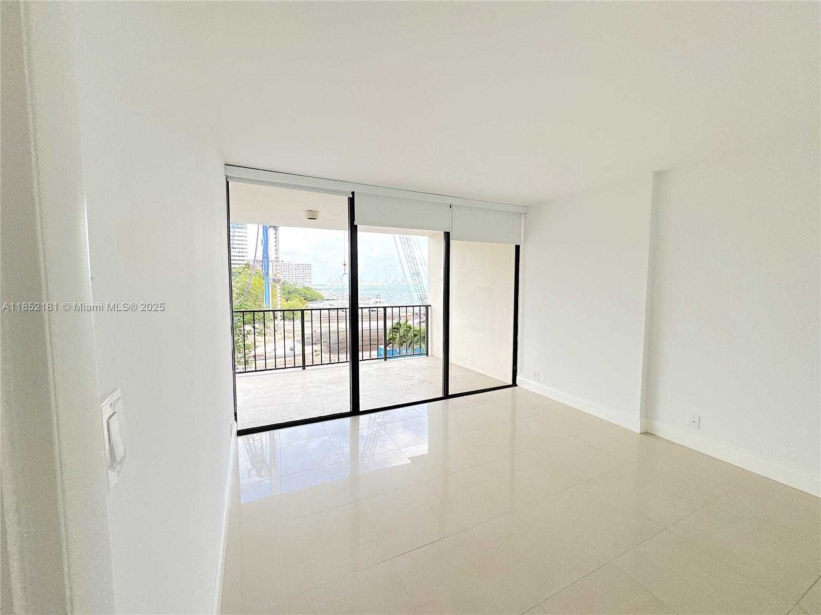 Small Image of 1865 BRICKELL AVE #A404, Miami Number 13