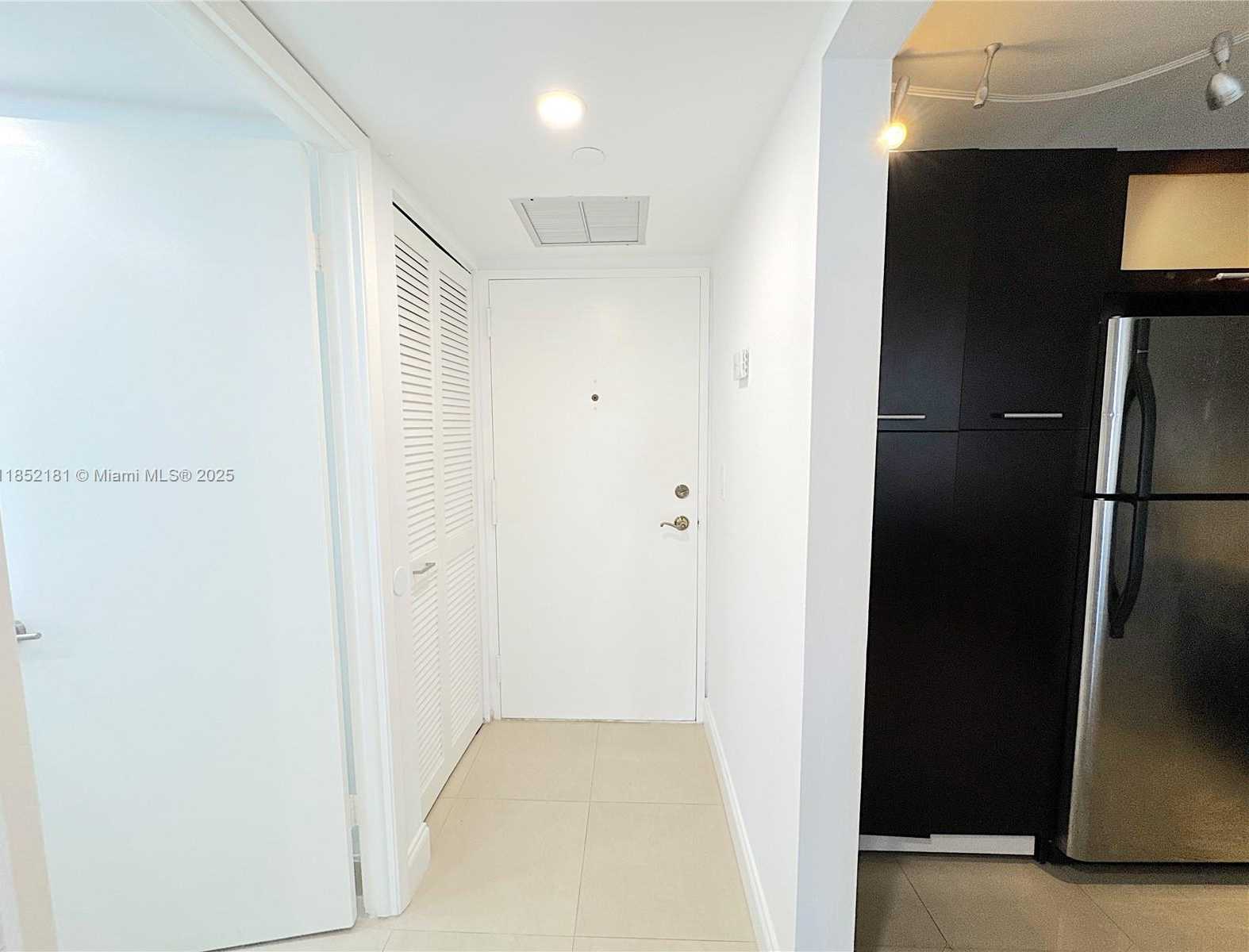 Small Image of 1865 BRICKELL AVE #A404, Miami Number 2
