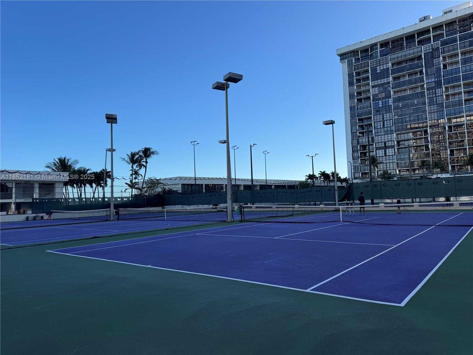 Small Image of 1865 BRICKELL AVE #A404, Miami Number 32