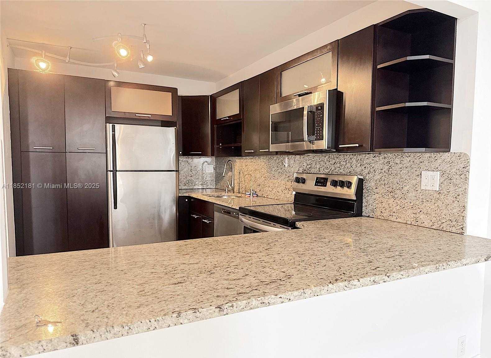 Small Image of 1865 BRICKELL AVE #A404, Miami Number 8