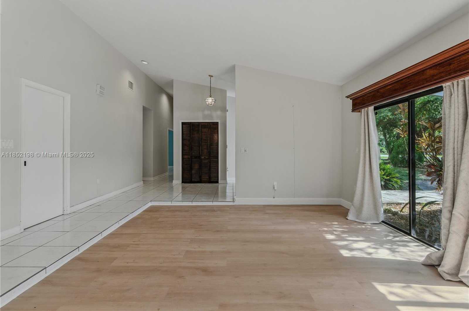 Small Image of 17900 SOUTH WEST 77TH AVE, Palmetto Bay Number 10
