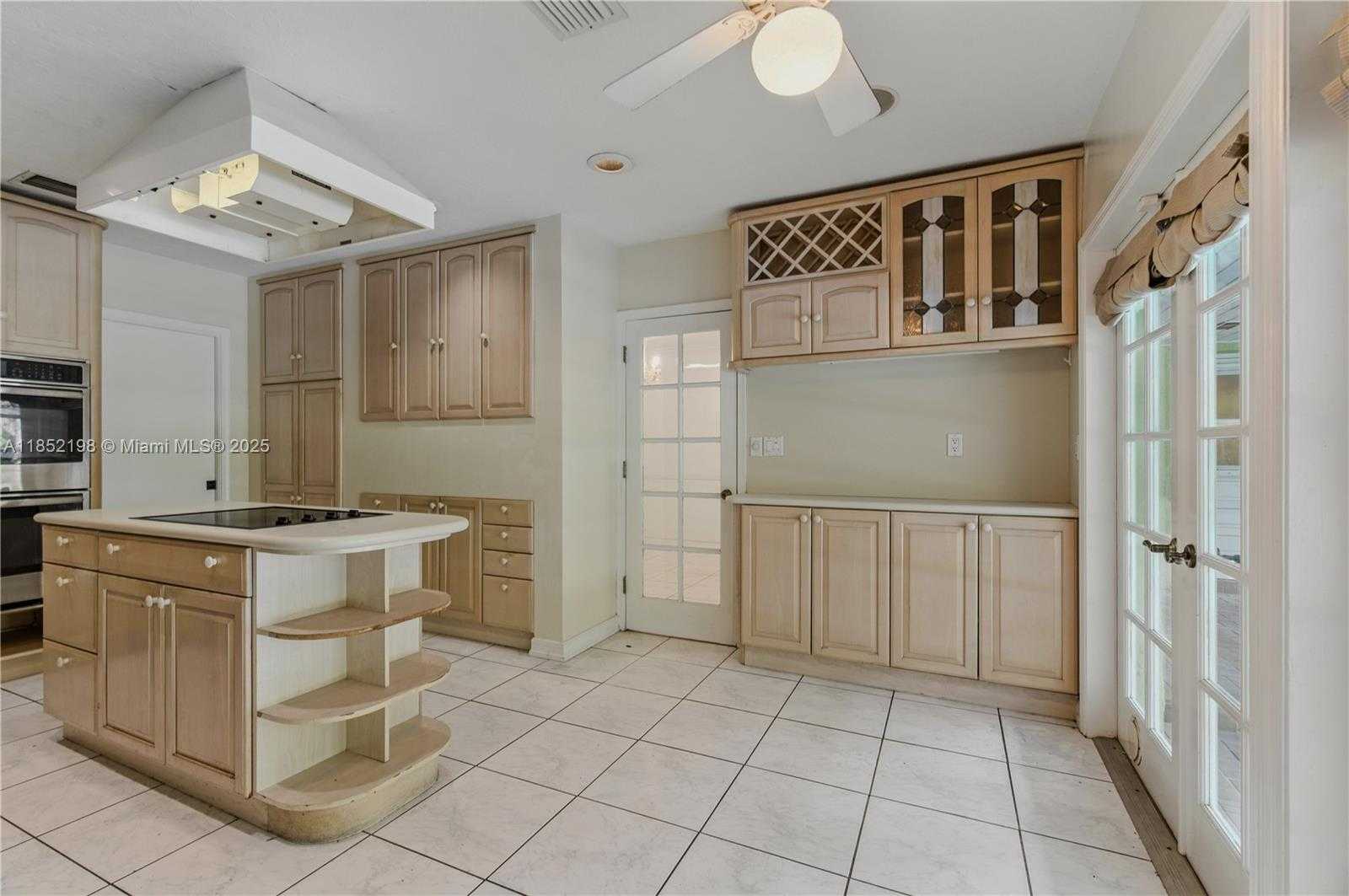 Small Image of 17900 SOUTH WEST 77TH AVE, Palmetto Bay Number 12