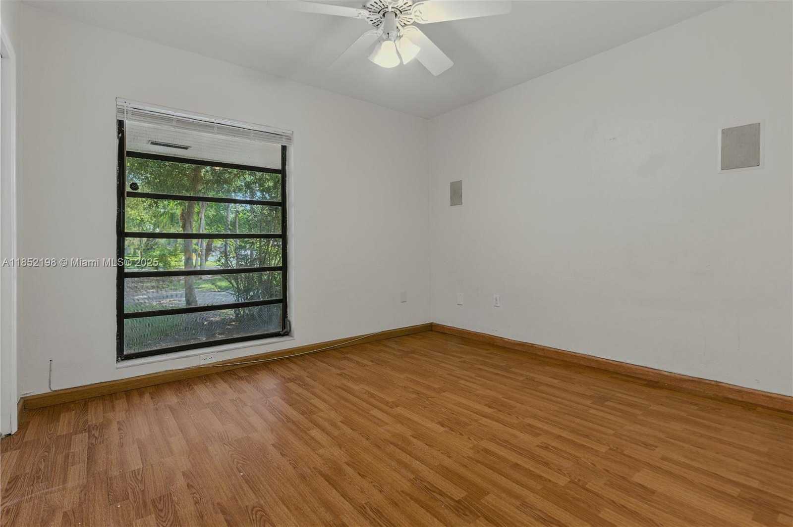 Small Image of 17900 SOUTH WEST 77TH AVE, Palmetto Bay Number 28
