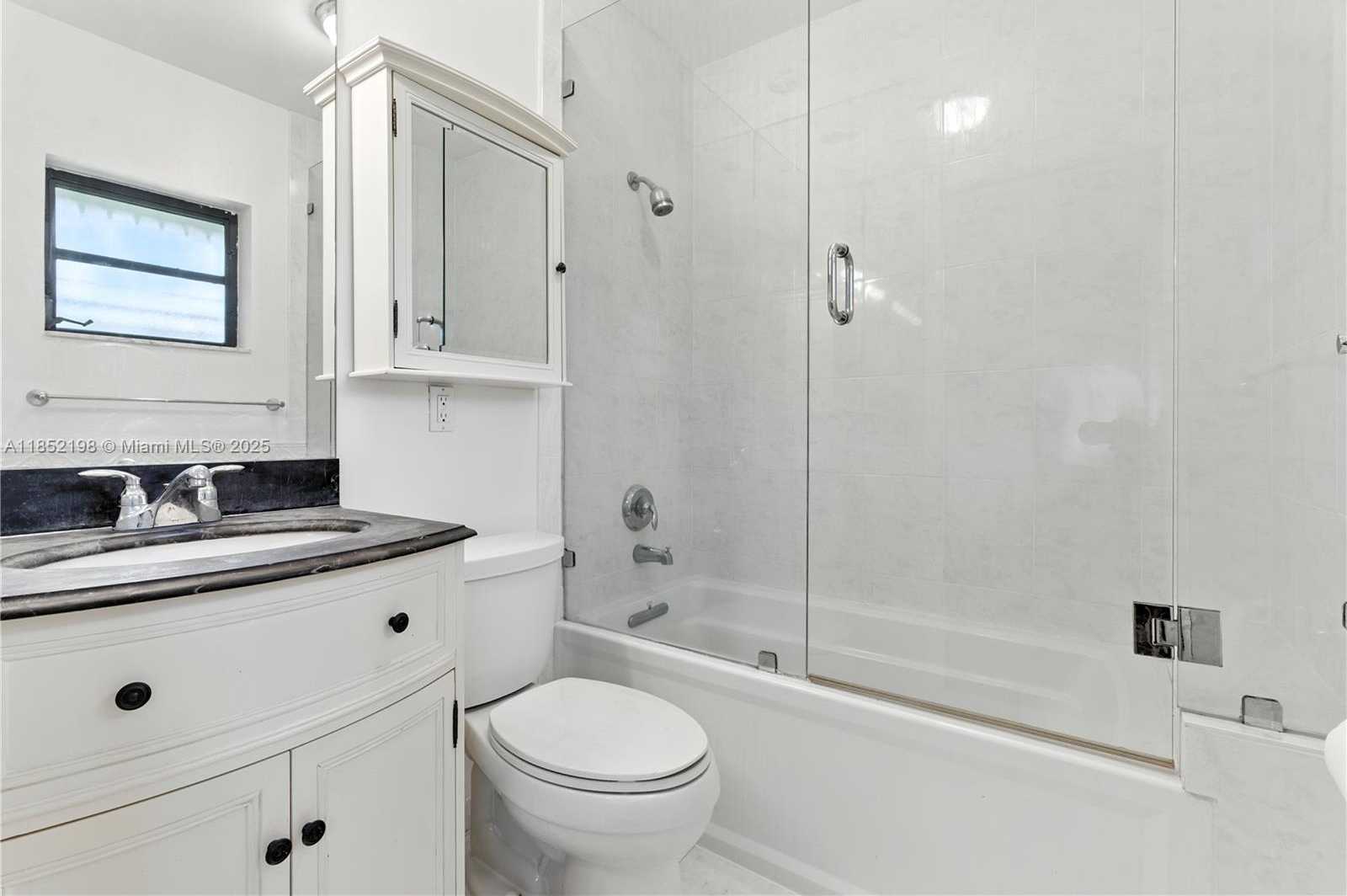 Small Image of 17900 SOUTH WEST 77TH AVE, Palmetto Bay Number 33