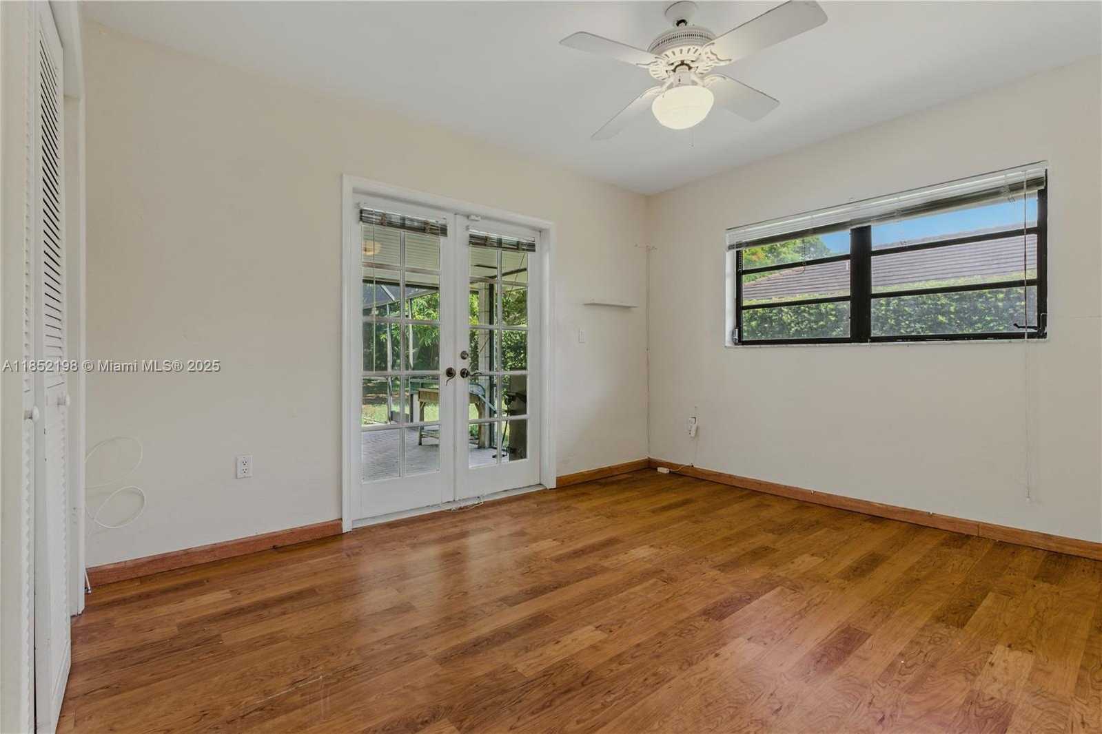 Small Image of 17900 SOUTH WEST 77TH AVE, Palmetto Bay Number 34